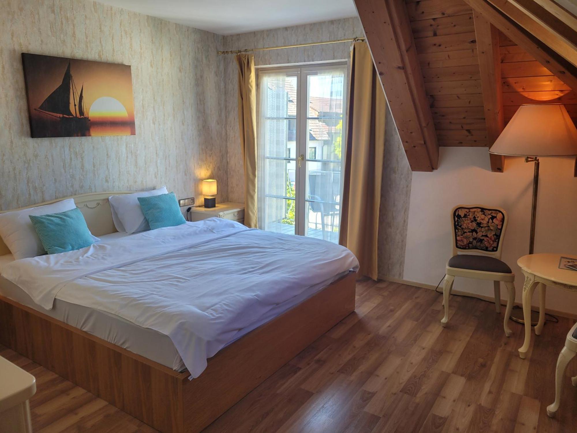 See-Hotel Seeschau - Direkt Am Bodenseeufer Reichenau Exterior photo